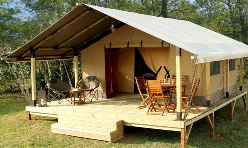 בורם-לה-מימוזה Camping Lou Cabasson מראה חיצוני תמונה